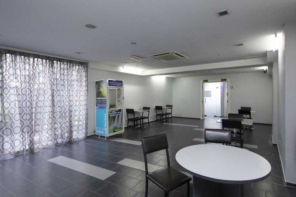 City Campus Lodge And Hotel Kuala Lumpur Zewnętrze zdjęcie